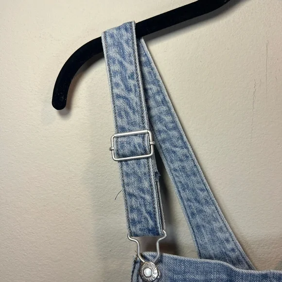 Old Navy Women's Overall Jeans Blue Light Wash Denim Straight Leg Bibs Y2K Sz 18 - Picture 4 of 13